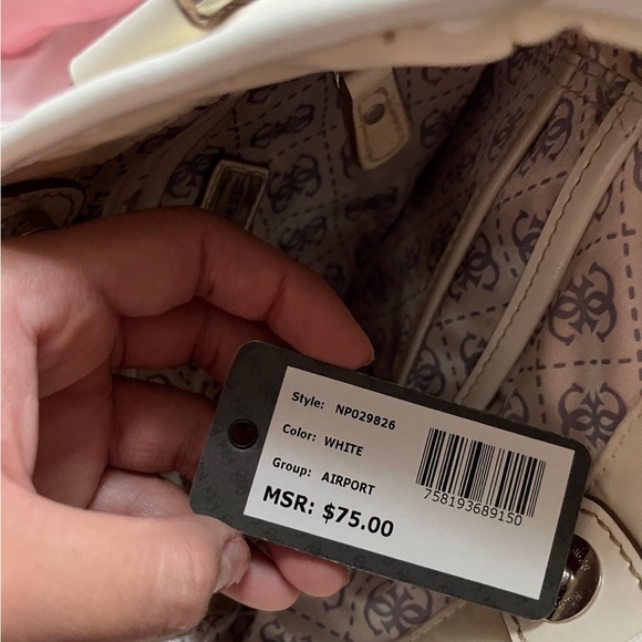 White Small GUESS bag - Picture 2 of 4